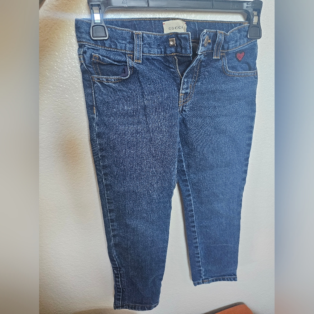 Gucci Kids Girls Blue Denim Jeans with
Red Heart - Size 6 - Made in Italy